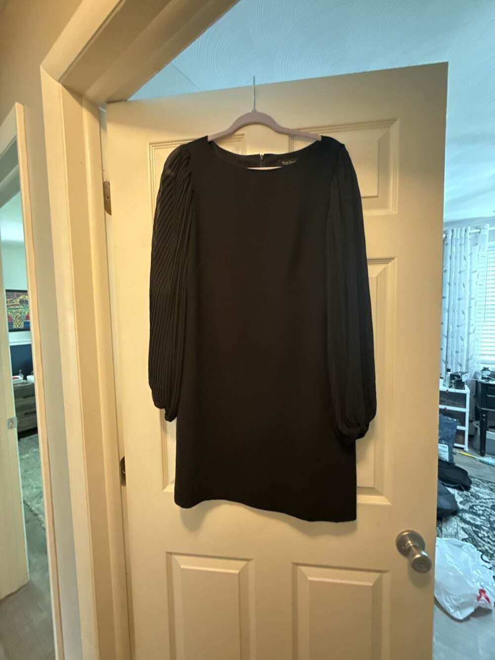 White House Black Market Long Sleeve Pleated Balloon Sleeve Shift Dress
